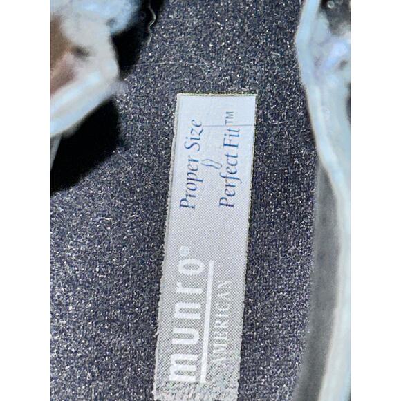 Munro America Black Leather Ankle Booties 9 Zip 1.75” Heel Comfort Classic - Picture 5 of 11